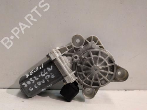 Used Left front window motor Left front window motor MERCEDES-BENZ C-CLASS (W203) C 180 Kompressor (203.046) (143 hp) 33276850 33276850