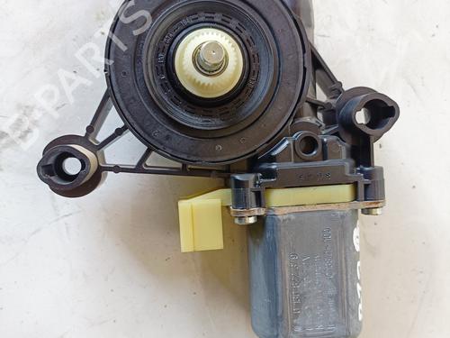 Left front window motor VW GOLF VII (5G1, BQ1, BE1, BE2) 1.6 TDI | BP13626605E21 