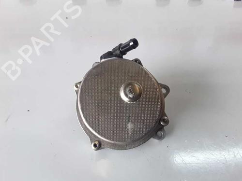 Vacuum pump AUDI A4 B7 (8EC) 2.5 TDI 7226086C / 057145100G   |