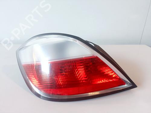 Used Left taillight OPEL ASTRA H (A04) 1.6 (L48) (105 hp) 15691622