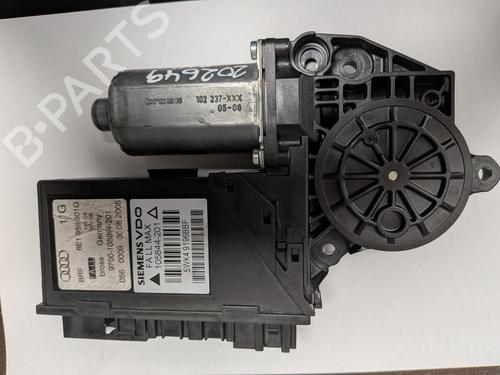 Moteur de lève-vitre avant gauche AUDI A4 B7 (8EC) 2.5 TDI (163 hp) 31177565