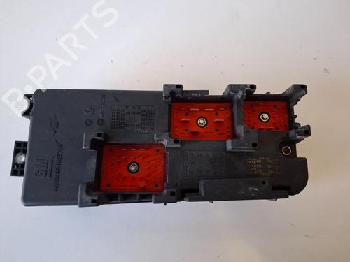 Fuse box OPEL VECTRA C (Z02) 1.9 CDTI (F69) | BP23226548E1 