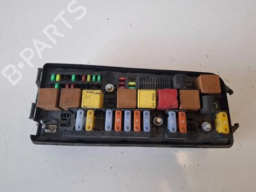 Used Fuse box SAAB 9-3 (YS3F, E79, D79, D75) 1.9 TiD (150 hp) 28216067