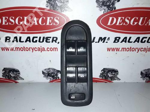 Used Left front window switch Left front window switch RENAULT SCÉNIC II (JM0/1_) [2003-2010] 9282168 9282168