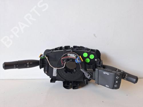 Used Headlight switch RENAULT MEGANE II (BM0/1_, CM0/1_) 1.5 dCi (BM0F, BM0T, BM2B, CM0F, CM0T) (82 hp) 26333277