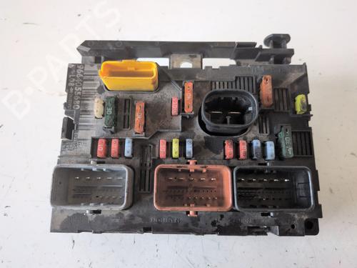 Used Fuse box CITROËN C4 Grand Picasso I (UA_) 1.6 HDi (109 hp) 32521374