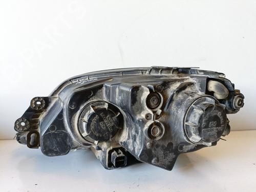 Right headlight KIA SORENTO I (JC) 2.5 CRDi 4WD | BP21226205C29 