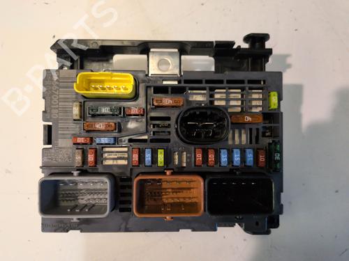 Used Fuse box CITROËN C5 II Break (RE_) [2004-2008]  32263660