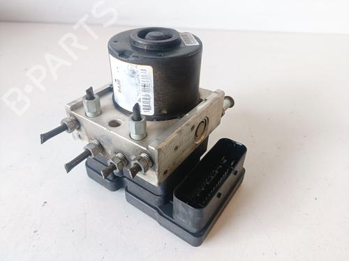 Used ABS pump SUZUKI GRAND VITARA II (JT, TE, TD) 2.0 All-wheel Drive (TD54, JB420) (140 hp) 21899936