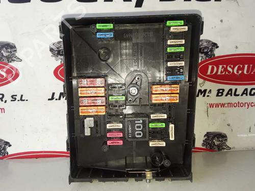 Used Fuse box SEAT LEON (1P1) 1.9 TDI (105 hp) 9282791