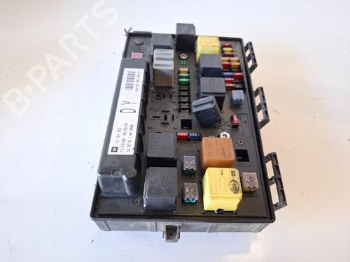 Fuse box OPEL ASTRA H GTC (A04)  | BP24657799E1 