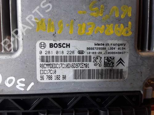 Engine control unit (ECU) PEUGEOT PARTNER MPV (5_, G_)  | BP9282641M57 