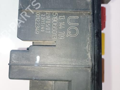 Fuse box OPEL VECTRA C Estate (Z02) 2.0 Turbo (F35) | BP16649999E1 