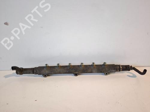 Used Injection rail VOLVO XC90 I (275) D5 AWD (163 hp) 28536706