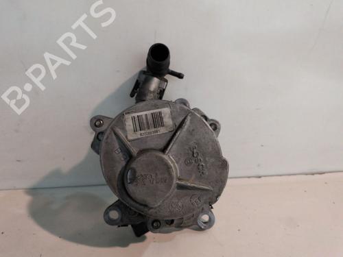Used Vacuum pump RENAULT LAGUNA III (BT0/1) 2.0 dCi (BT01, BT08, BT09, BT0E, BT0K, BT12, BT1C, BT1D,... (150 hp) 33175749