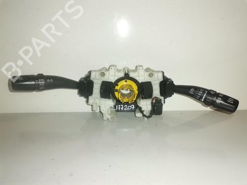 Used Headlight switch HYUNDAI TUCSON (JM) 2.0 CRDi (113 hp) 10553119