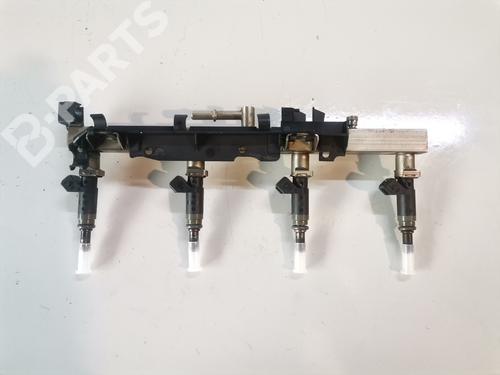 Used Injection rail Injection rail BMW 3 Compact (E46) 316 ti (115 hp) 10740665 10740665