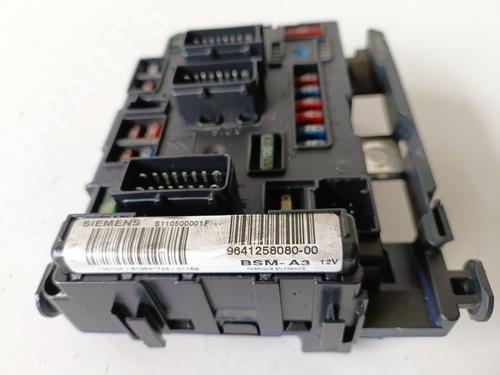 Fuse box CITROËN C5 I (DC_) 2.0 HDi (DCRHZB, DCRHZE) | BP18299774E1