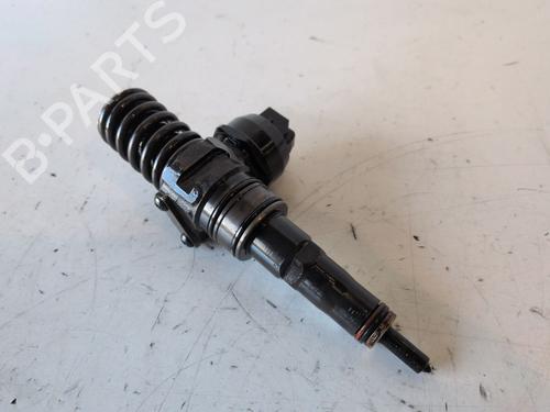 Inyector SKODA OCTAVIA II (1Z3) [2004-2013]  32177217