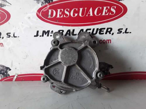 Used Vacuum pump VOLVO S40 II (544) 2.0 D (136 hp) 9281876