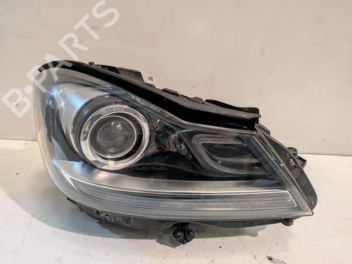 Used Right headlight Right headlight MERCEDES-BENZ C-CLASS T-Model (S204) C 220 CDI 4-matic (204.284) (170 hp) 33411854 33411854