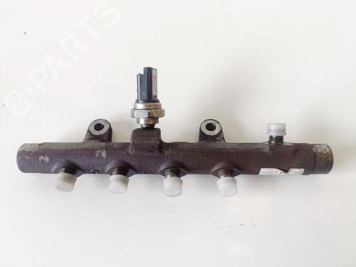 Used Injection rail NISSAN QASHQAI II SUV (J11, J11_) 1.5 dCi (110 hp) 17196676