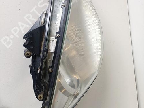 Right headlight FORD FOCUS I Saloon (DFW) 1.8 Turbo DI / TDDi | BP18264534C29 