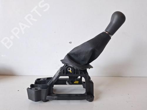 Used Gear lever TOYOTA COROLLA (_E12_) [2001-2008]  28502400