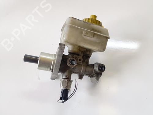 Used Brake master cylinder Brake master cylinder SEAT LEON (1M1) [1999-2006] 13411455 13411455