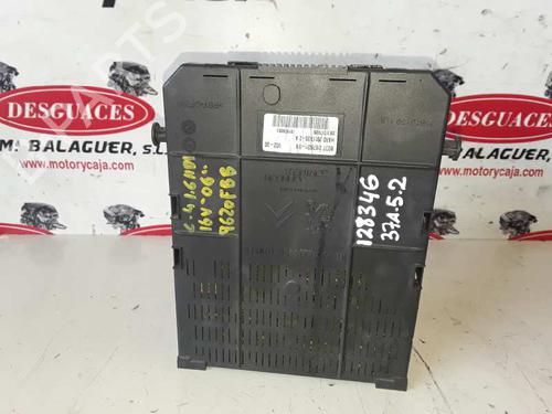 Fuse box CITROËN C4 I (LC_)  | BP9282582E1 