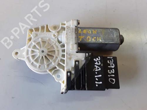 Used Right rear window motor SEAT LEON (1M1) 1.6 (100 hp) 9283277
