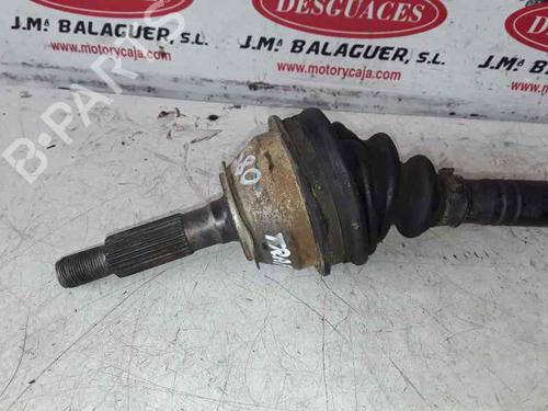 Used Left front driveshaft RENAULT TRAFIC Van (T_, P_, V_) [1989-2002]  15185947