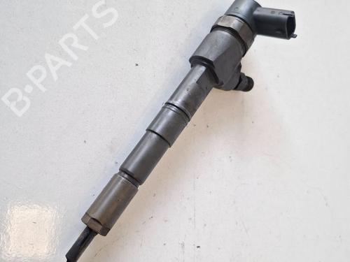 Used Injector SAAB 9-3 (YS3F, E79, D79, D75) 1.9 TiD (150 hp) 28216064