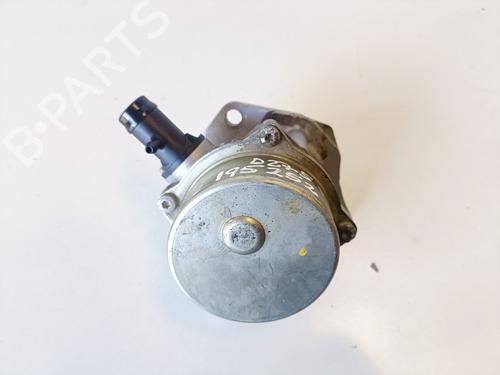Used Vacuum pump RENAULT KANGOO / GRAND KANGOO II (KW0/1_) 1.5 dCi 110 (KW0C, KW0H) (110 hp) 18948287