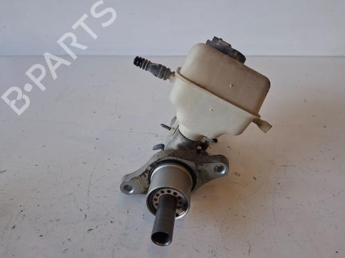 Used Brake master cylinder FIAT SCUDO Van (270_, 272_) 2.0 D Multijet 4x4 (120 hp) 30688033