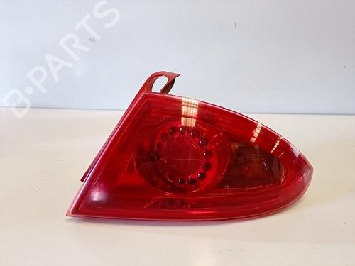 Used Right taillight SEAT LEON (1P1) 1.6 TDI (105 hp) 17030447