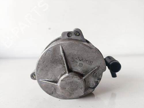 Used Vacuum pump RENAULT MEGANE II (BM0/1_, CM0/1_) 1.9 dCi (131 hp) 19105870