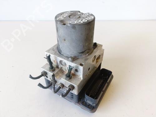 Used ABS pump MERCEDES-BENZ CLS (C219) CLS 320 CDI (219.322) (224 hp) 18836093