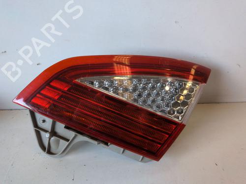 Used Right taillight Right taillight FORD MONDEO IV Saloon (BA7) 2.0 TDCi (140 hp) 33187010 33187010