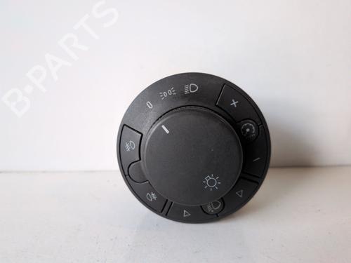 Used Headlight switch OPEL CORSA D (S07) [2006-2015]  31632874