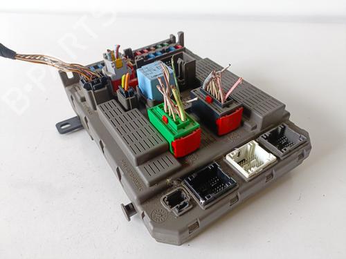 Fuse box CITROËN C5 I (DC_) 2.0 HDi (DCRHZB, DCRHZE) | BP18299775E1 