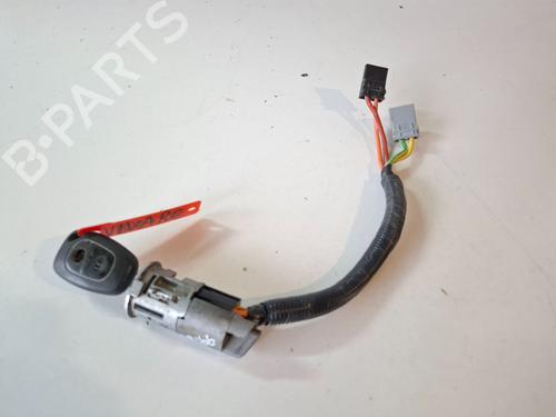 Used Ignition barrel RENAULT TRAFIC II Platform/Chassis (EL) 1.9 dCi 80 (EL0B) (82 hp) 25449235