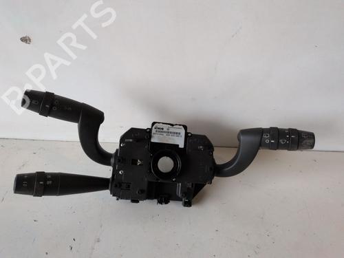 Used Headlight switch Headlight switch FIAT CROMA (194_) 1.9 D Multijet (194AXC1B, 194AXC12) (150 hp) 33269629 33269629