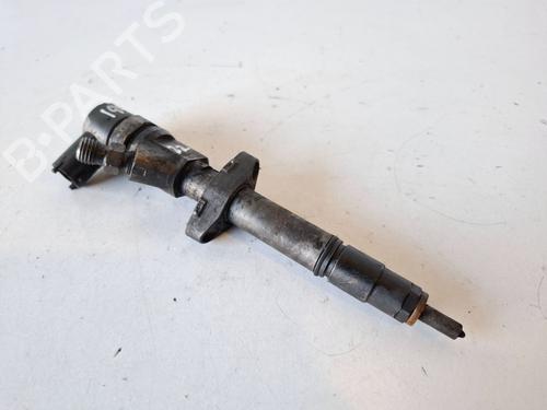 Used Injector RENAULT MASTER II Van (FD) 2.5 dCi (120 hp) 25296339