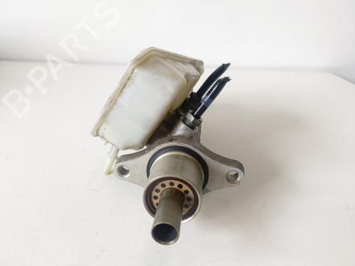 Used Brake master cylinder FORD FOCUS II Turnier (DA_, FFS, DS) [2004-2012]  18264728