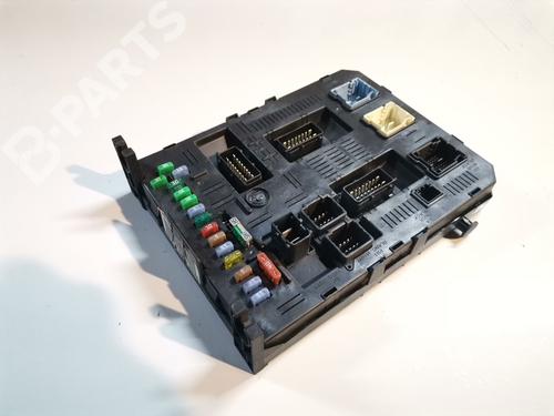 Used Fuse box Fuse box CITROËN C4 I (LC_) 1.6 HDi (90 hp) 9285603 9285603