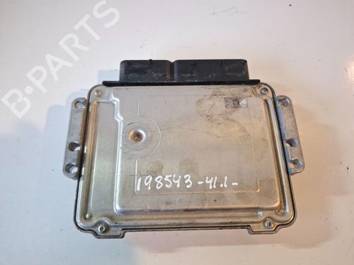 Engine control unit (ECU) HYUNDAI i30 (FD) | BP24216230M57