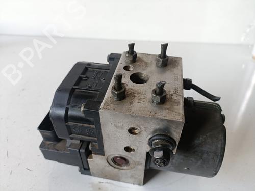 Used ABS pump KIA SORENTO I (JC) 2.5 CRDi 4WD (140 hp) 20661026