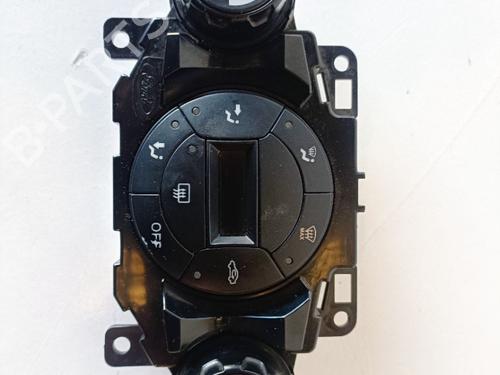 Used Climate control FORD FIESTA VI (CB1, CCN) 1.4 TDCi (68 hp) 22698218