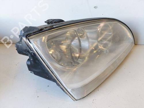 Right headlight KIA SORENTO I (JC) 2.5 CRDi 4WD | BP21226205C29 